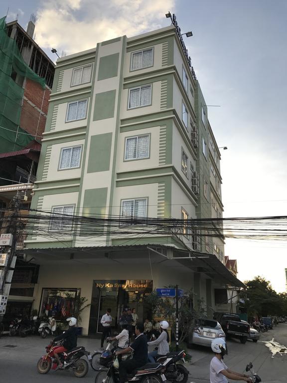 Ny Ka Smy Hotel Phnom Penh Eksteriør billede