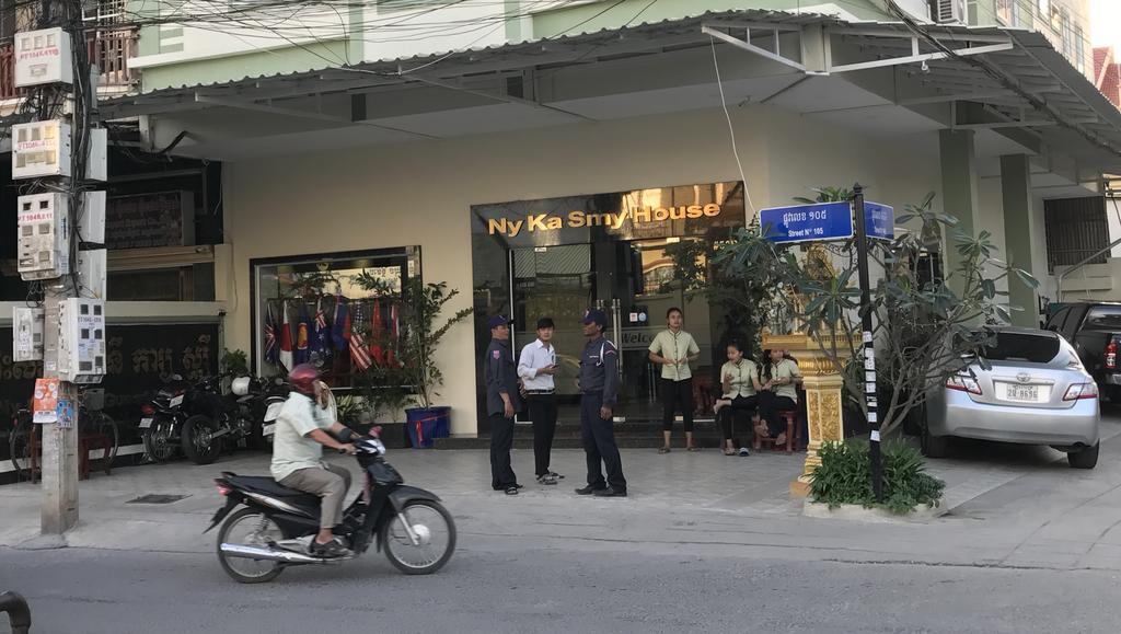 Ny Ka Smy Hotel Phnom Penh Eksteriør billede